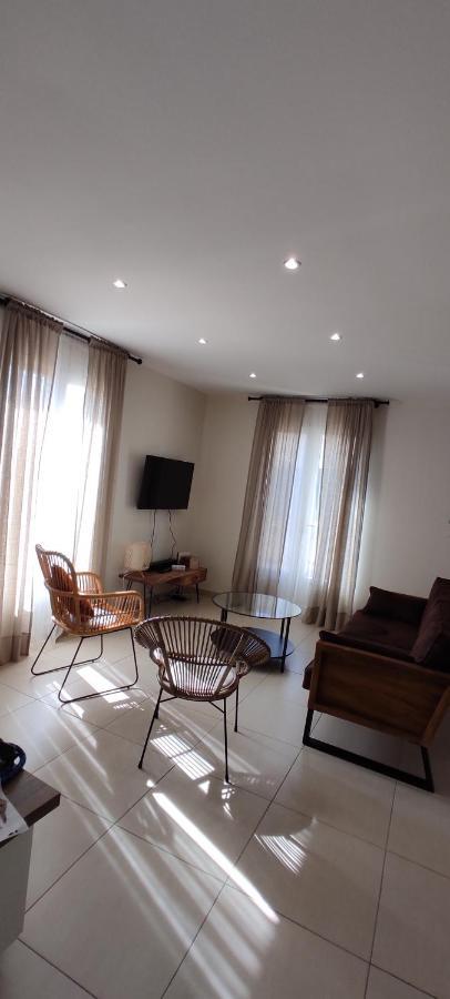 Villa Bellevue 실랑-라 카스카드 외부 사진
